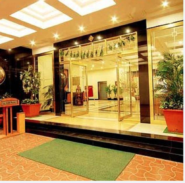 The Grand Thakar Hotel Rajkot Exterior foto